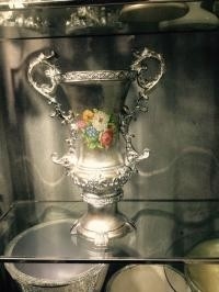 Vase et plats faits sur commande à porcelaine de forme de diamant pour la décoration