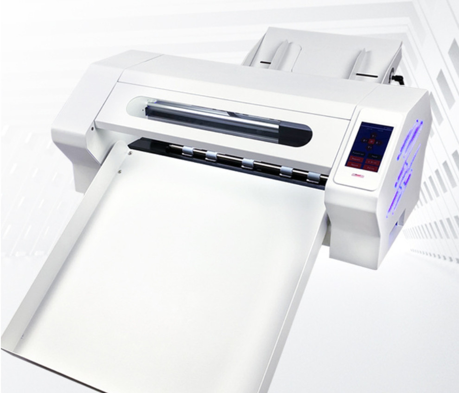 Machine d'impression automatique pour la découpe à grande vitesse d'étiquettes et la production de logos